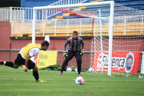 JEC Faz A Partida Do Ano Contra O Santos Nesta Quarta Feira E Goleiro