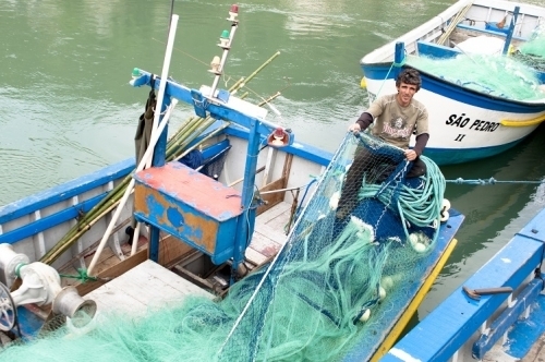 Pescadores Artesanais Entram Mandado De Seguran A Para Garantir