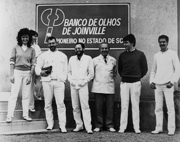 Primeiros transplantes no Banco de Olhos de Joinville foram realizados no in&iacute;cio dos anos 1980 - Divulga&ccedil;&atilde;o/ND
