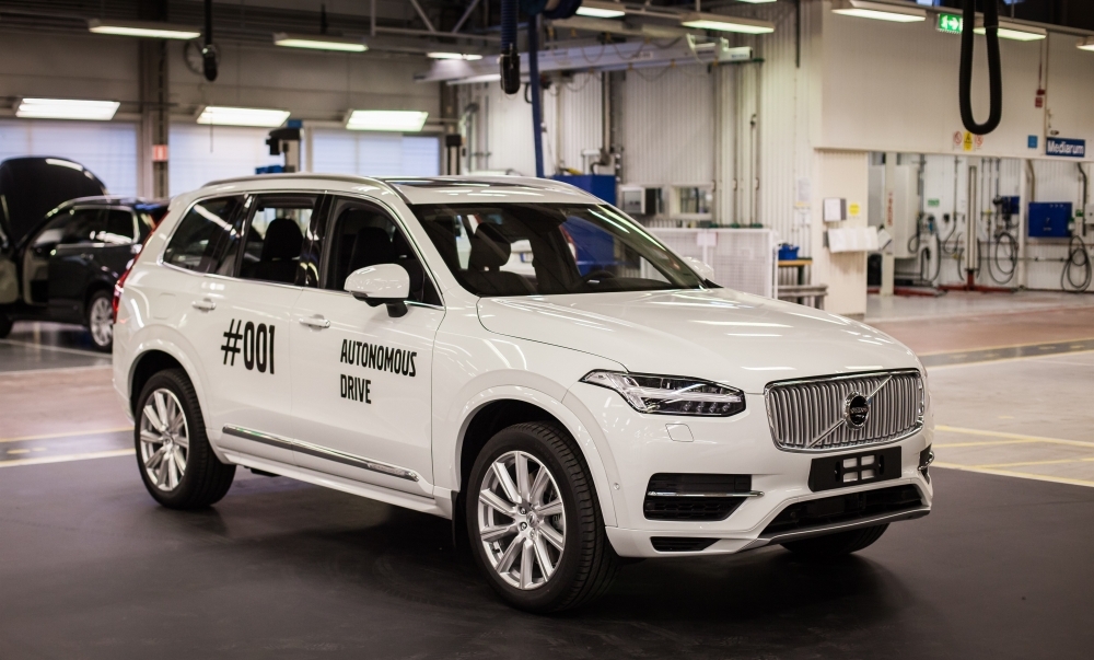 Volvo XC90 dispensa uso das mãos e pés do motorista - Volvo/Divulgação/ND