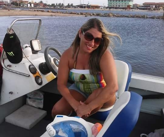 Célia foi vista pela última vez no dia 14 quando saiu de casa com um namorado - Divulgação/ND