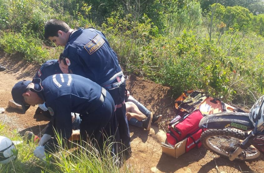 Jovem morre após queda de moto durante trilha em Santa Catarina