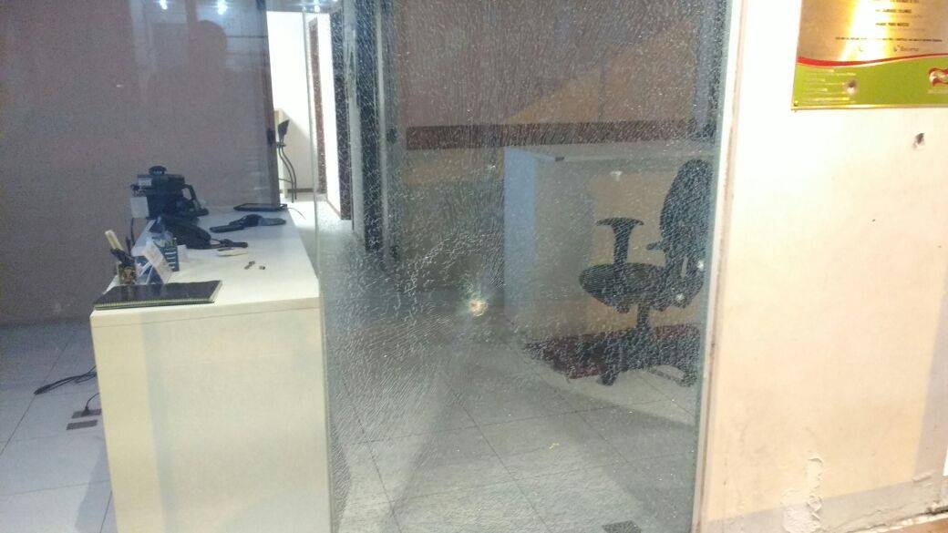 Posto da PM na Agronômica recebeu vários tiros na noite desta segunda - Divulgação/ND