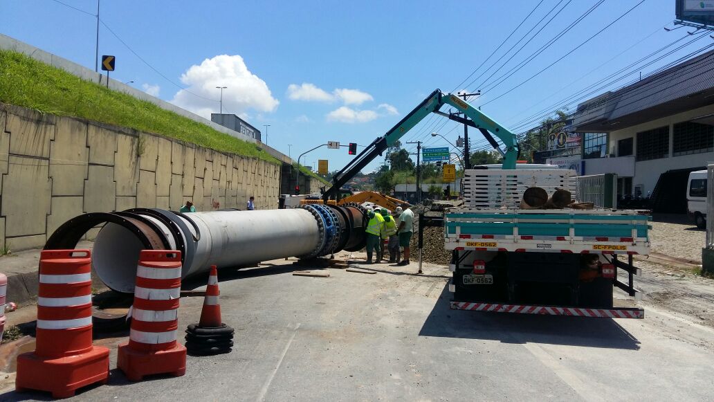 Obra Da Casan Vai Suspender O Abastecimento De Gua Em Florian Polis