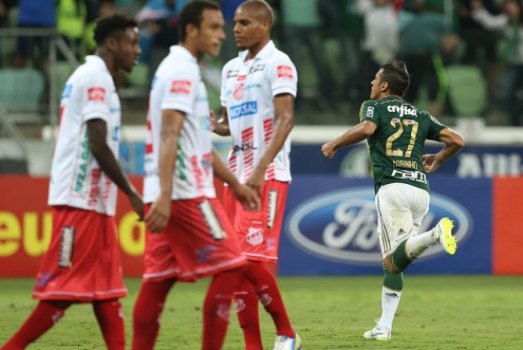 Lembra Quem Fez Palmeiras Chega A Tr S Anos Sem Marcar Um Gol De Falta