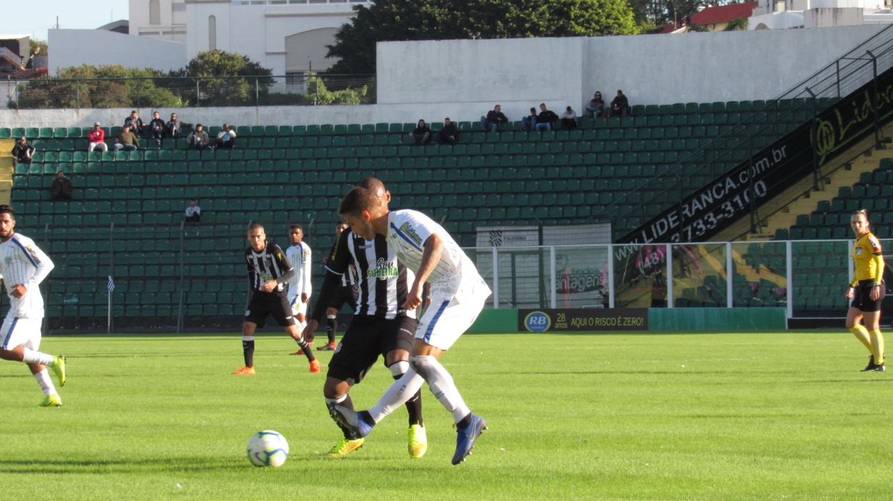 Figueirense E Ava Empatam Em Cl Ssico Marcado Por Caras Conhecidas E