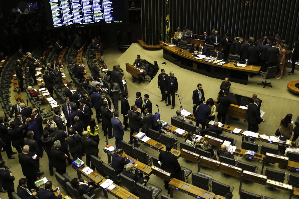 Pt E Pl Disputam Cargos Na Mesa Diretora Da C Mara Dos Deputados