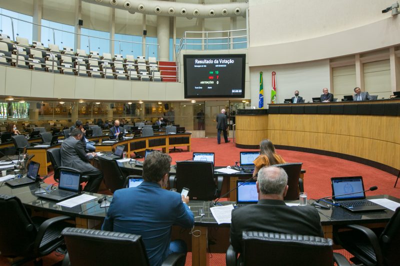 Secretário da Fazenda de SC deve ir à Alesc para tratar receita de 2021