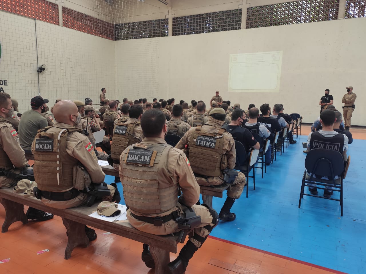 Polícias Militar e Civil deflagram operação contra o tráfico na área