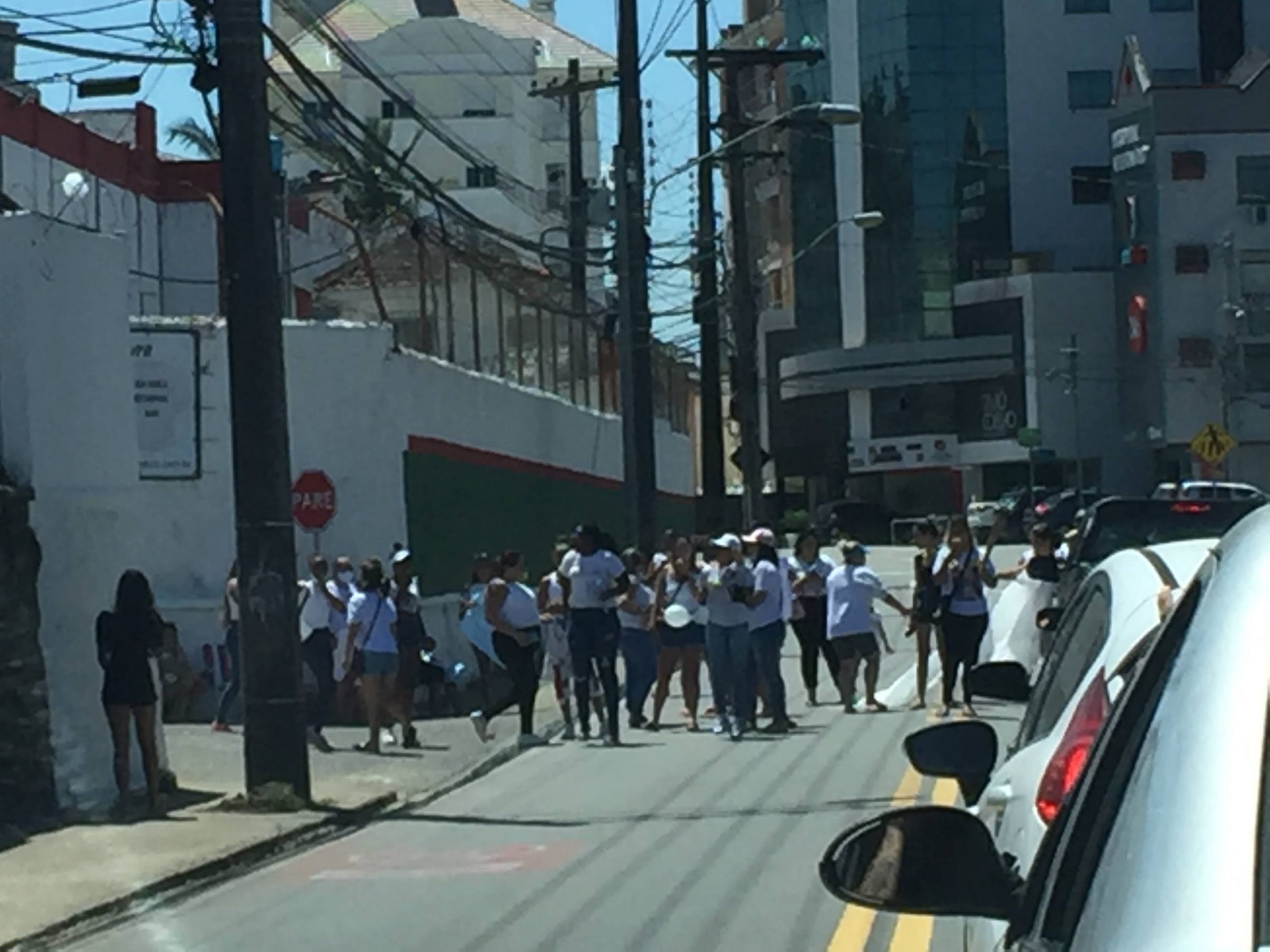 Familiares de presos protestam por dignidade em Florianópolis