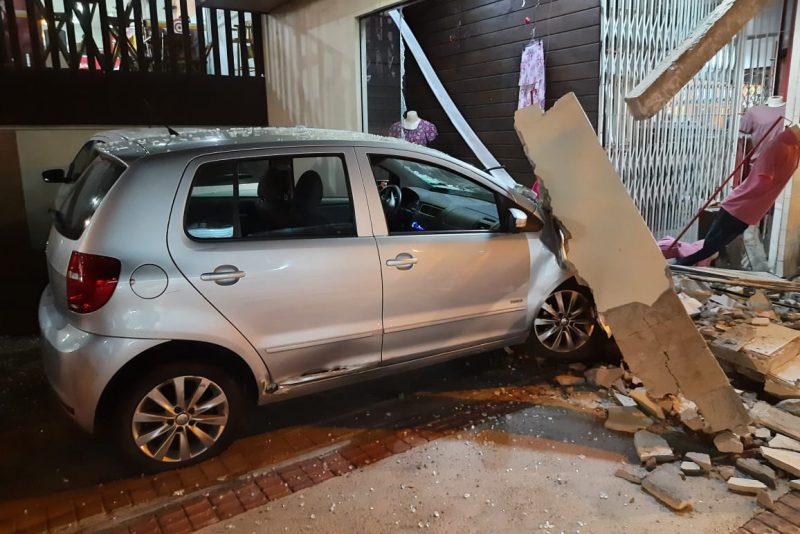 hospitais lotados trânsito de Blumenau deixa 13 feridos em apenas