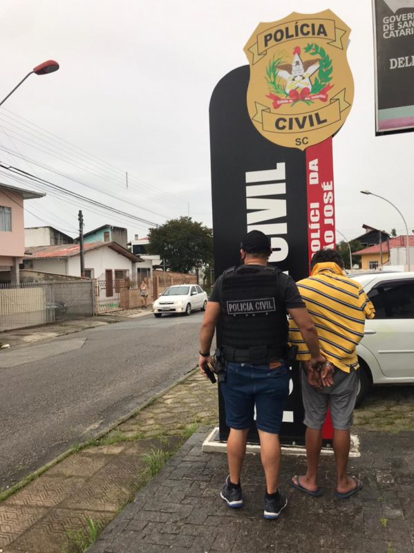 Idoso líder de facção criminosa é preso na Grande Florianópolis