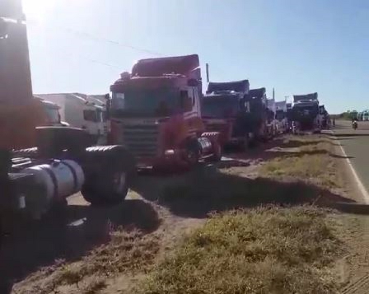 Greve Dos Caminhoneiros O Que Se Sabe E Como Isso Impacta Na Sua Vida