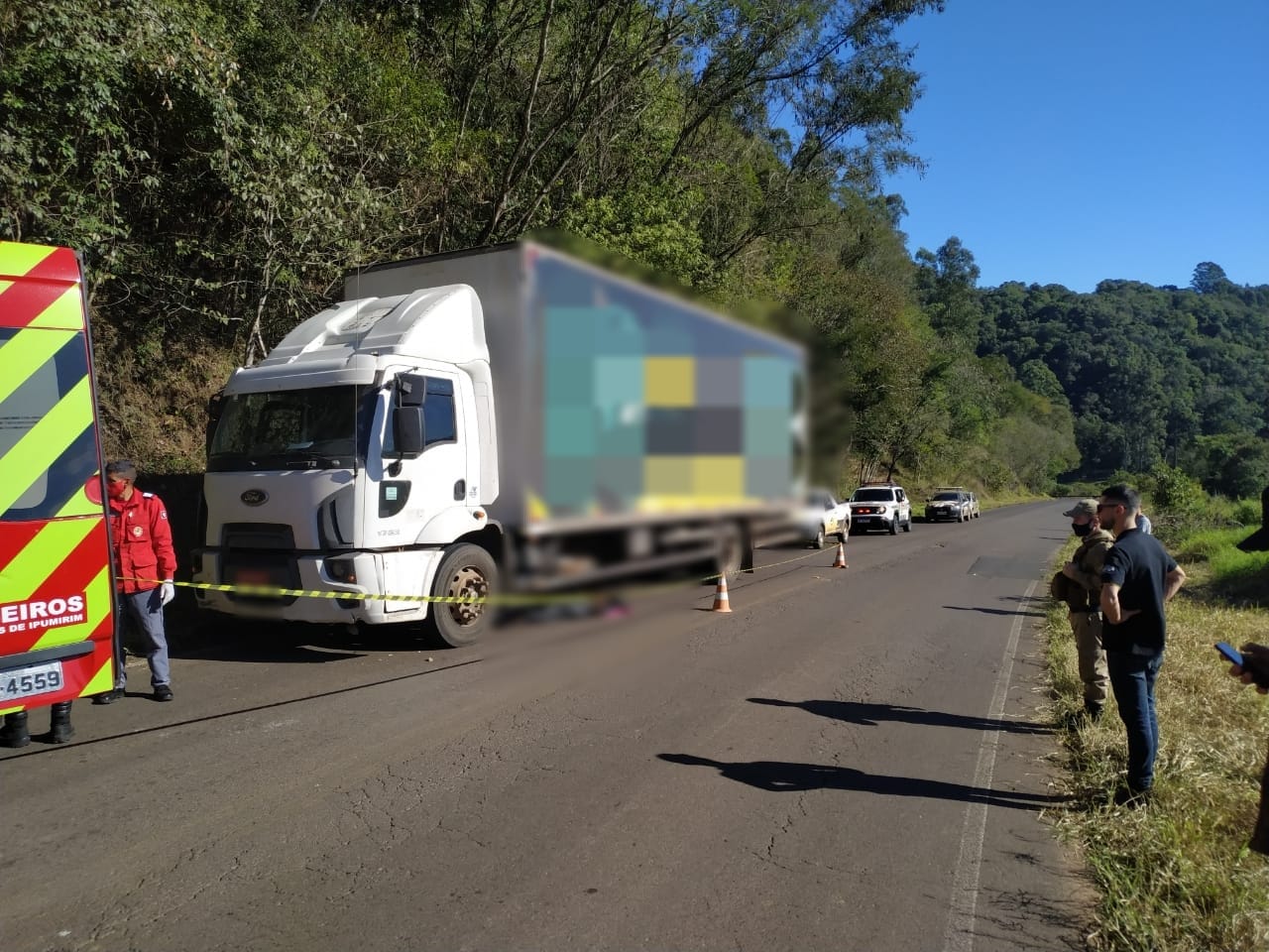 Jovem Morre Ap S Tombar Moto E Bater Em Caminh O Em Ipumirim