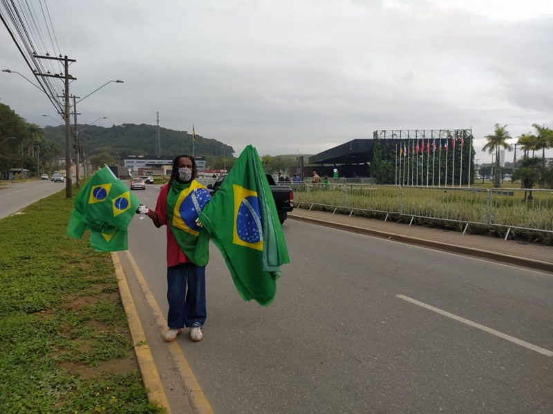 Fotos Bolsonaro Chega A Joinville E Cumprimenta Apoiadores