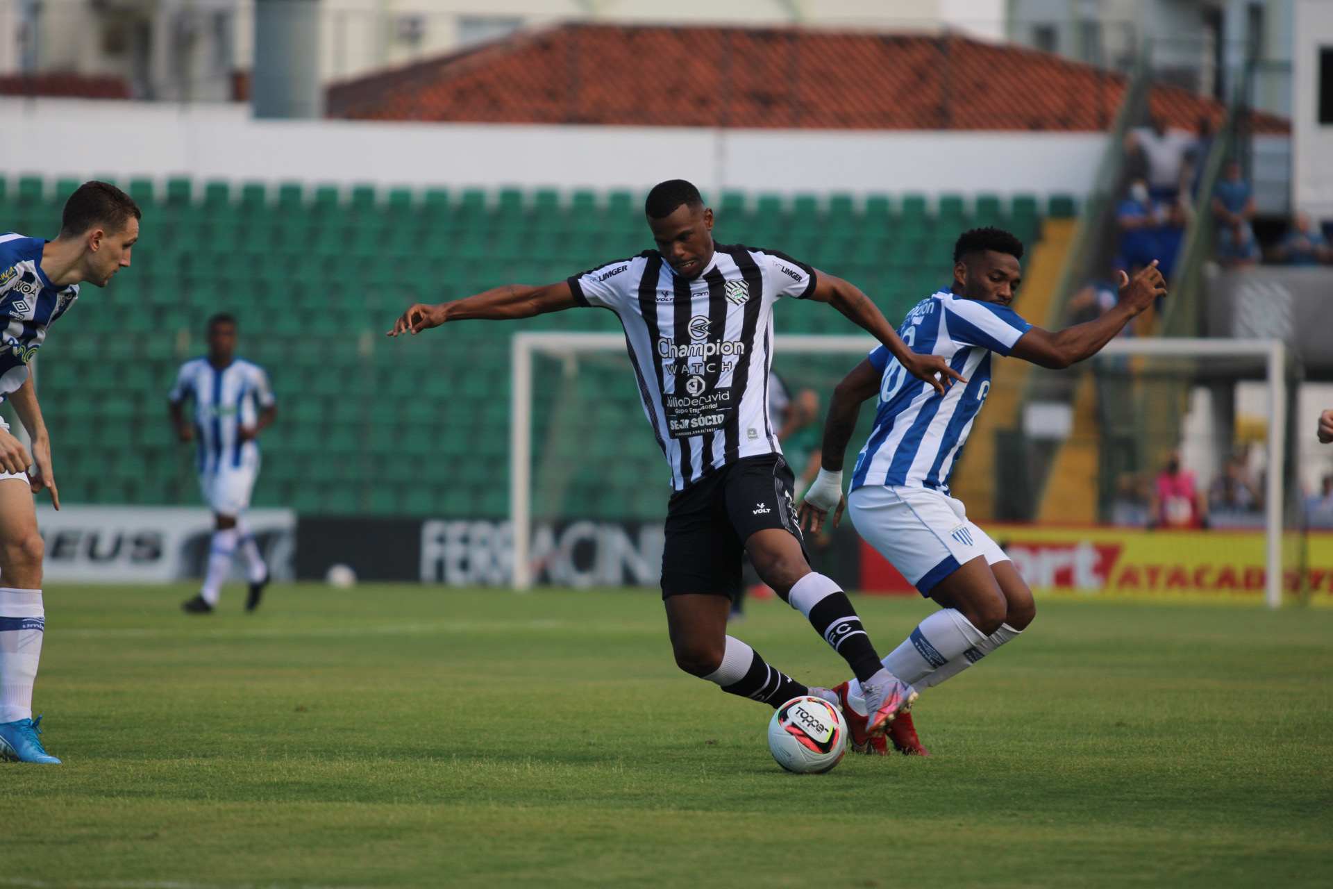 Figueirense goleia Avaí em retrospecto recente do clássico relembre