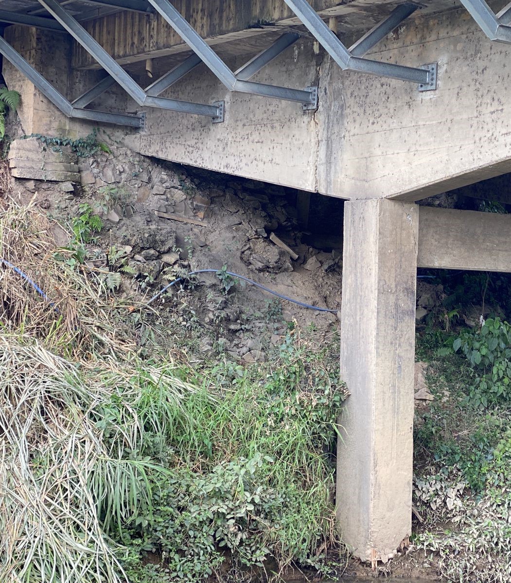 FOTOS Rachaduras Mostram Precariedade De Ponte Interditada Por Risco