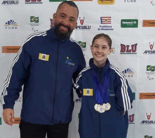 Paratleta de Gaspar conquista três medalhas de ouro em competição