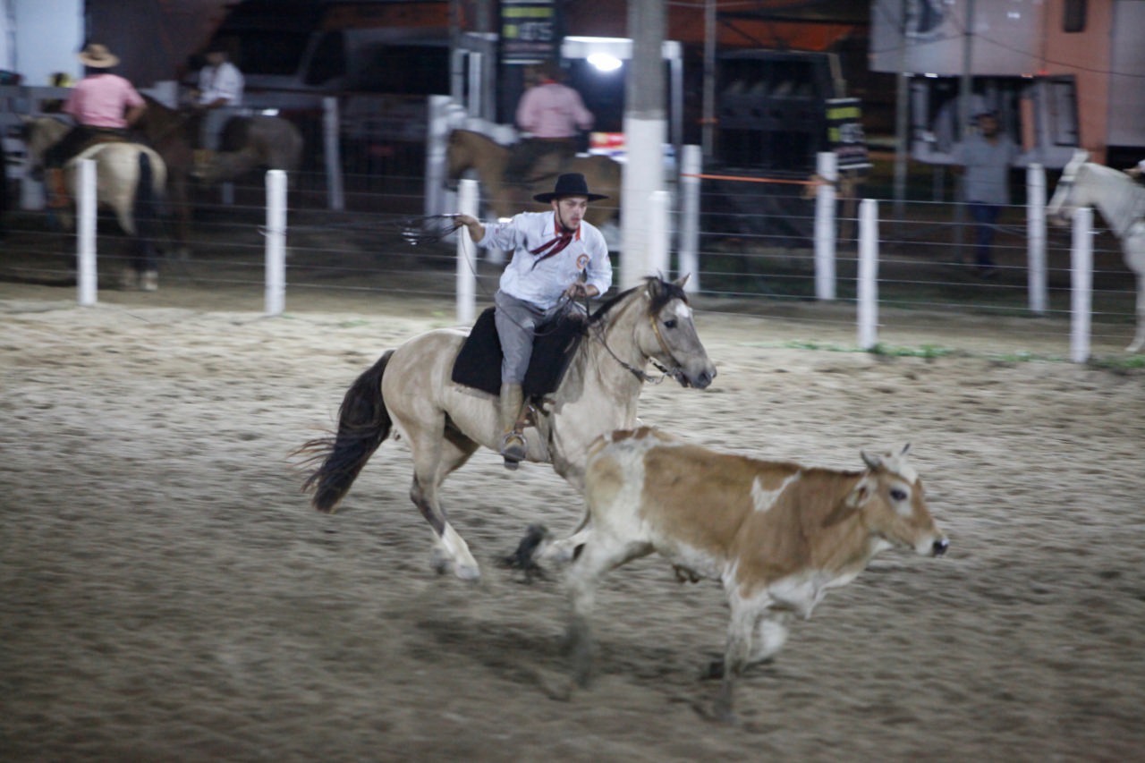 Primeiro Dia De Rodeio No Ctg Os Praianos J Tem Provas Na Cancha De La O