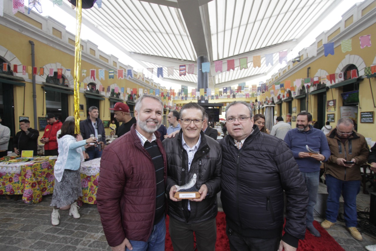 Festival Da Tainha Grupo Nd Homenageado Por Promover Gastronomia E