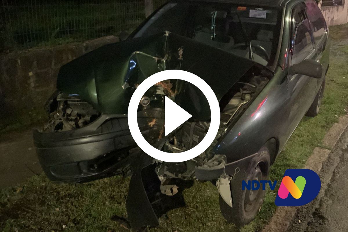 V Deo Idosa De Anos Socorrida Em Estado Grave Ap S Bater Carro Em