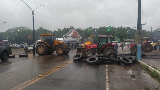 Bloqueios em rodovias de SC entram no segundo dia veja qual a situação