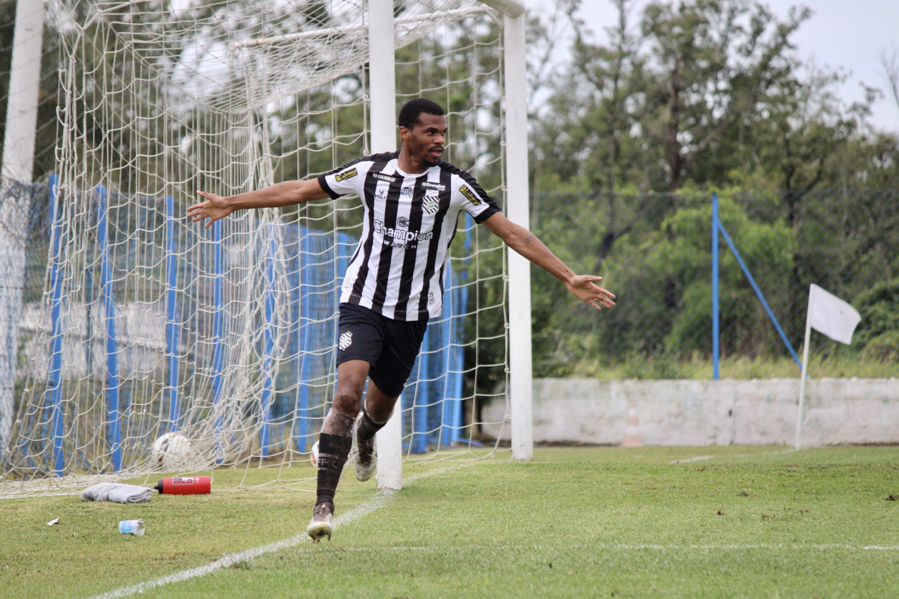 Estamos Voltando A Sorrir Diz Atacante Do Figueirense Sobre