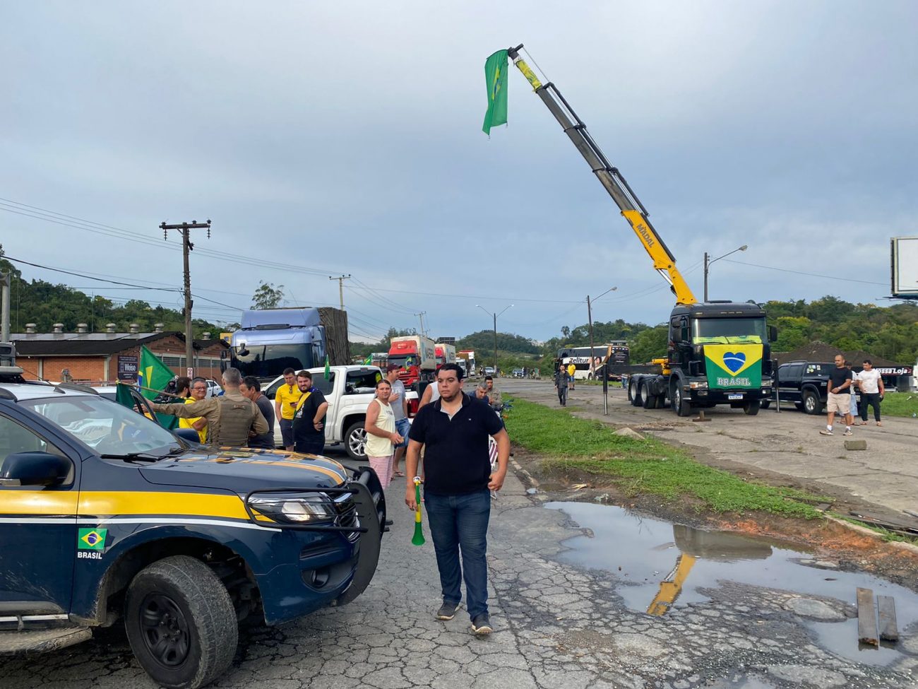 VÍDEO BR 470 segue bloqueios em três trechos no Vale do Itajaí