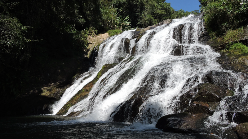 Conheça 6 cachoeiras paradisíacas na Grande Florianópolis para se