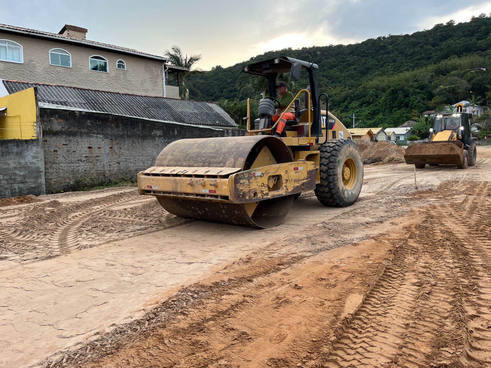 Obras para implantação do binário da Lagoa da Conceição começam em