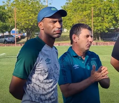 Sem tempo a perder comissão técnica inicia trabalho na Chapecoense