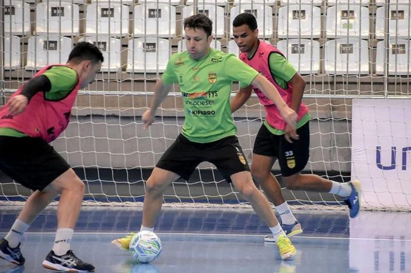 Jaraguá Futsal recebe a Assoeva pela Liga Nacional