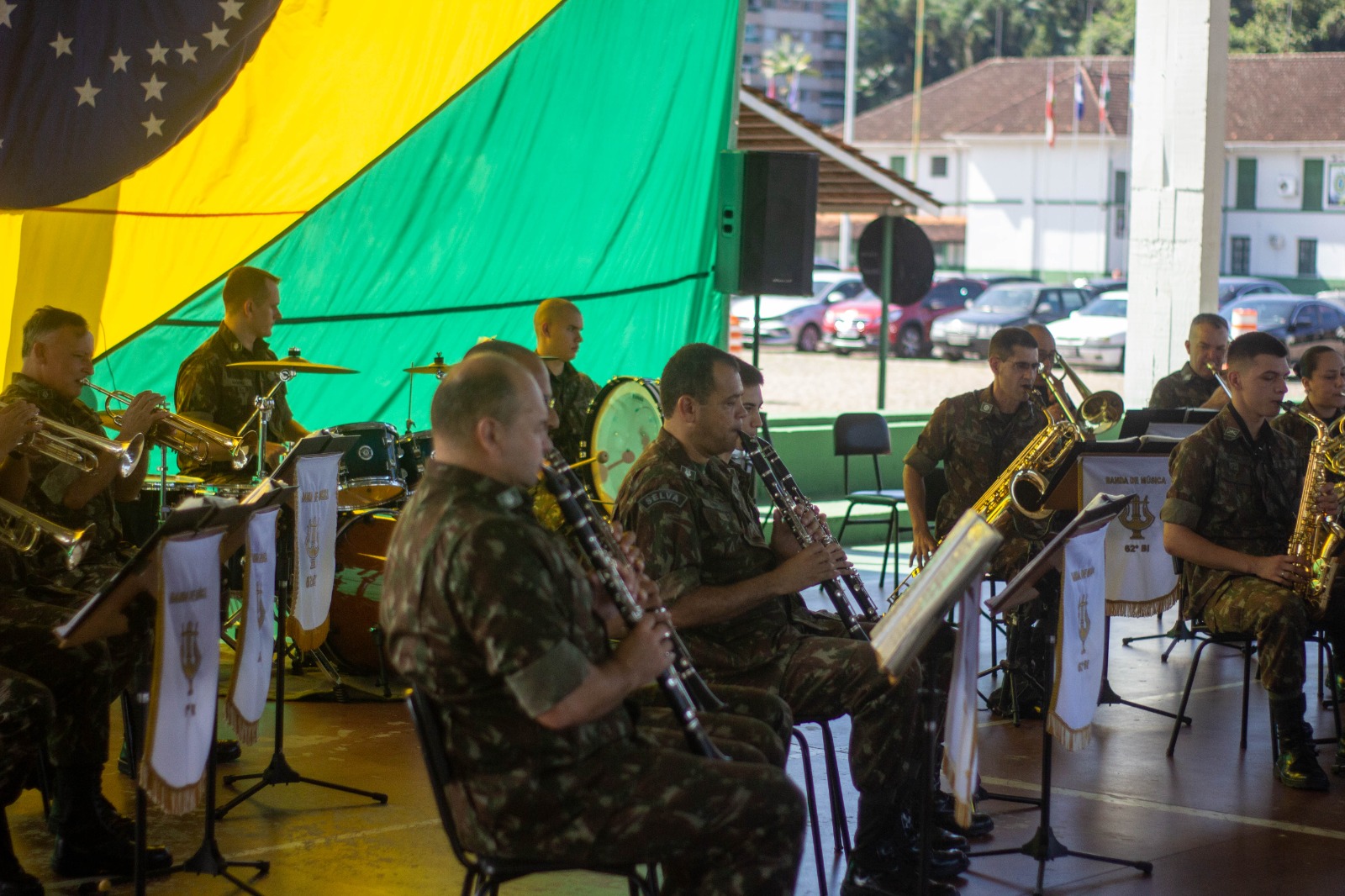 Domingo Marcado Por M Sica No Batalh O Da Infantaria De Joinville