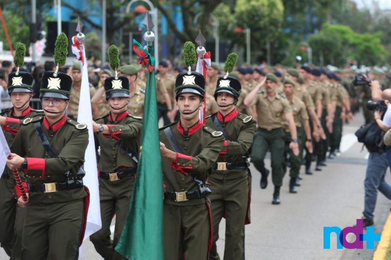 FOTOS Confira Como Foi O Desfile De 7 De Setembro Que Reuniu Milhares