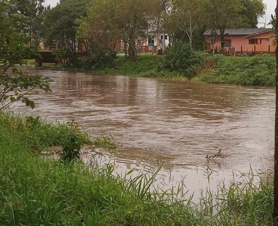 Chuvas intensas afetam início das obras de desassoreamento do Rio Sangão