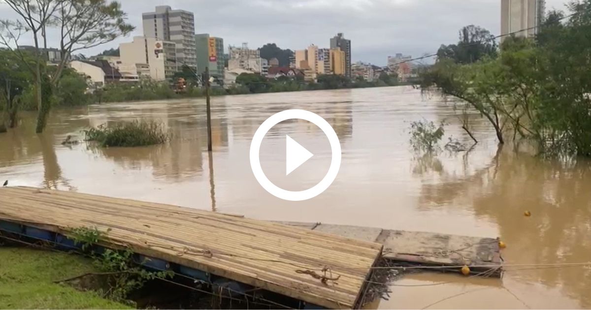 V Deo Blumenau Amanhece Rio Abaixo Dos Metros E Cen Rio De