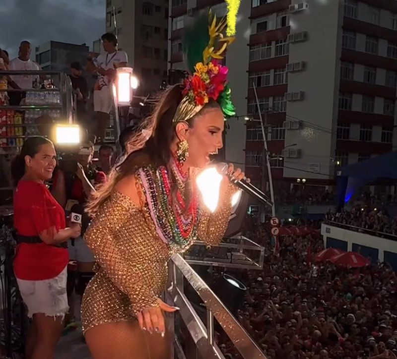 V Deo Ivete Sangalo Chora E Cogita Despedida Do Carnaval