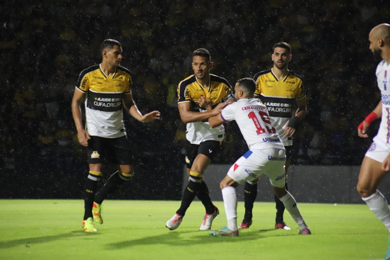 Criciúma tem 2 gols anulados volta a perder para o Bahia e está fora