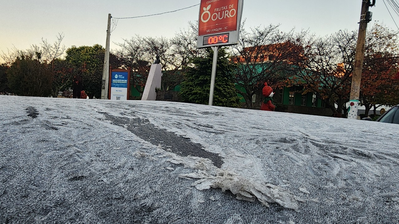 Fotos Paisagem Congelada Serra De Sc Amanhece Coberta Por Geada