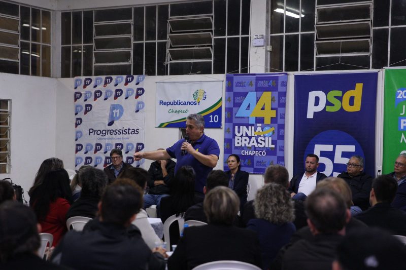 PSD se reúne partidos coligados e debate pré candidatura à