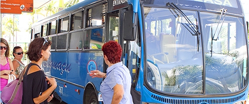 Usuários de ônibus terão mais veículos à disposição nos dias de