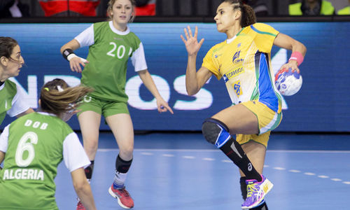 Handebol: Alexandra Nascimento é eleita a melhor jogadora do mundo