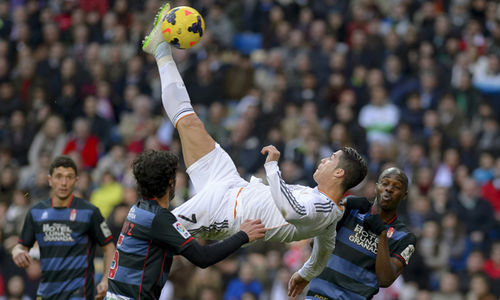 Cristiano Ronaldo Gol léndario de Bicicleta pelo Real Madrid #shorts 