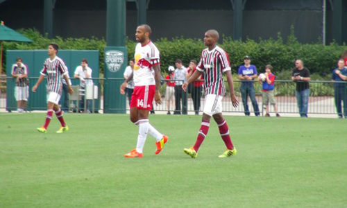 Novo reforço do Fluminense recebeu elogios de Thierry Henry: "Joga muito"