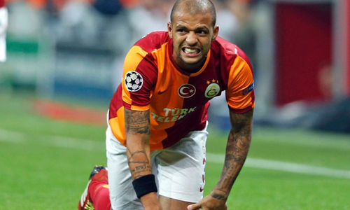 Quantas vezes Felipe Melo foi expulso na carreira?