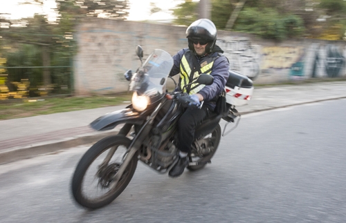 Equipamentos de segurança obrigatórios para motoboy e moto taxista