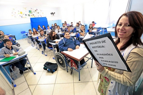 Professora Ângela: HORA, MINUTOS E SEGUNDOS