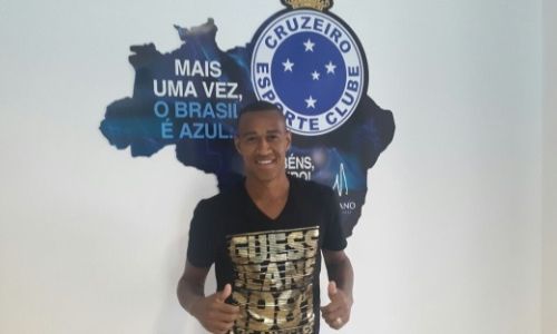 Cruzeiro anuncia contratação de novos reforços