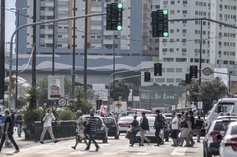 Avenida Paulo Fontes. – Foto: Eduardo Valente / Arquivo ND
