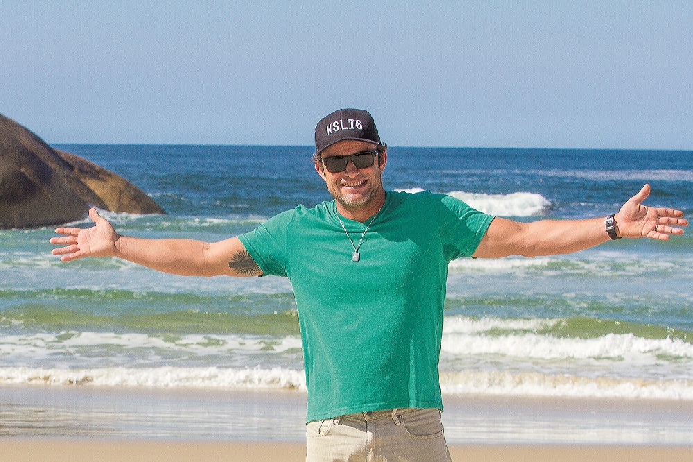 Teco Padaratz é eleito presidente da CBSurf por 14 votos a zero